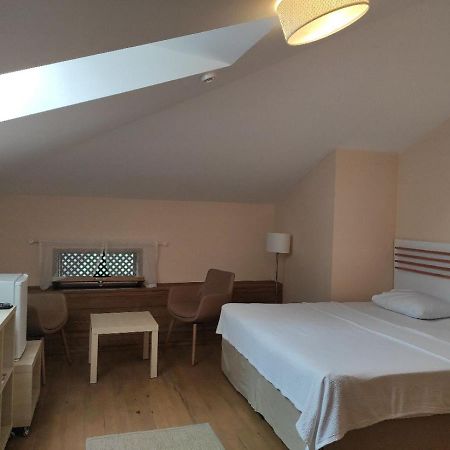 Camlihemsin Tasmektep Hotel Kültér fotó