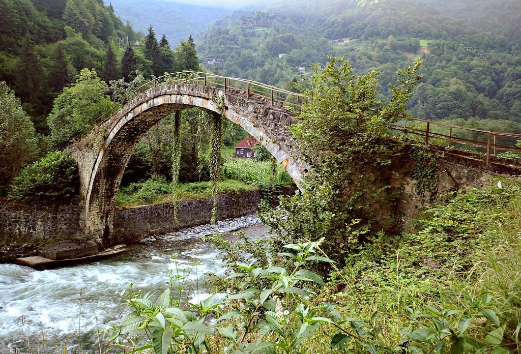 Camlihemsin Tasmektep Hotel Kültér fotó